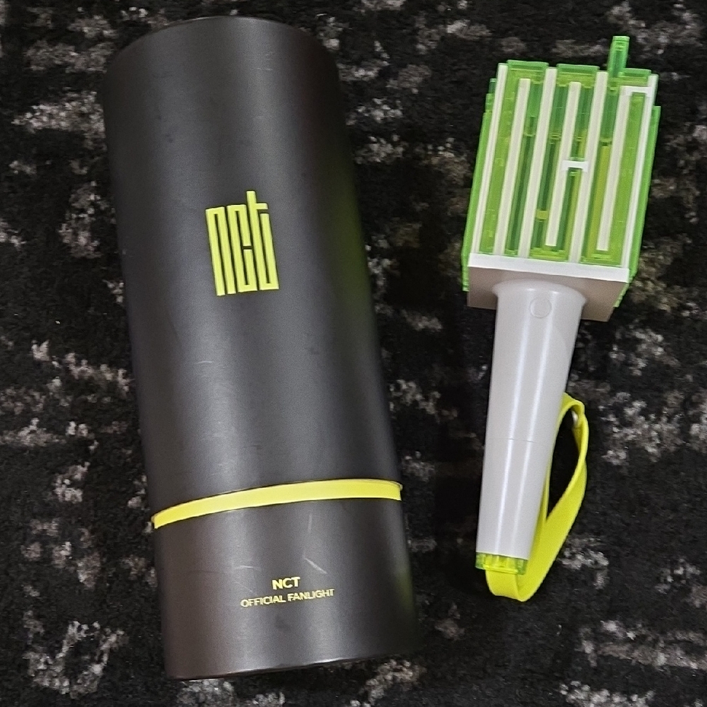 NCT Official Fanlight Lighstick with Box